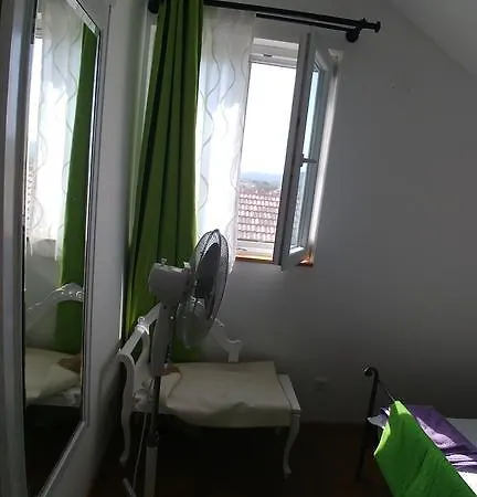 Apartment Nina